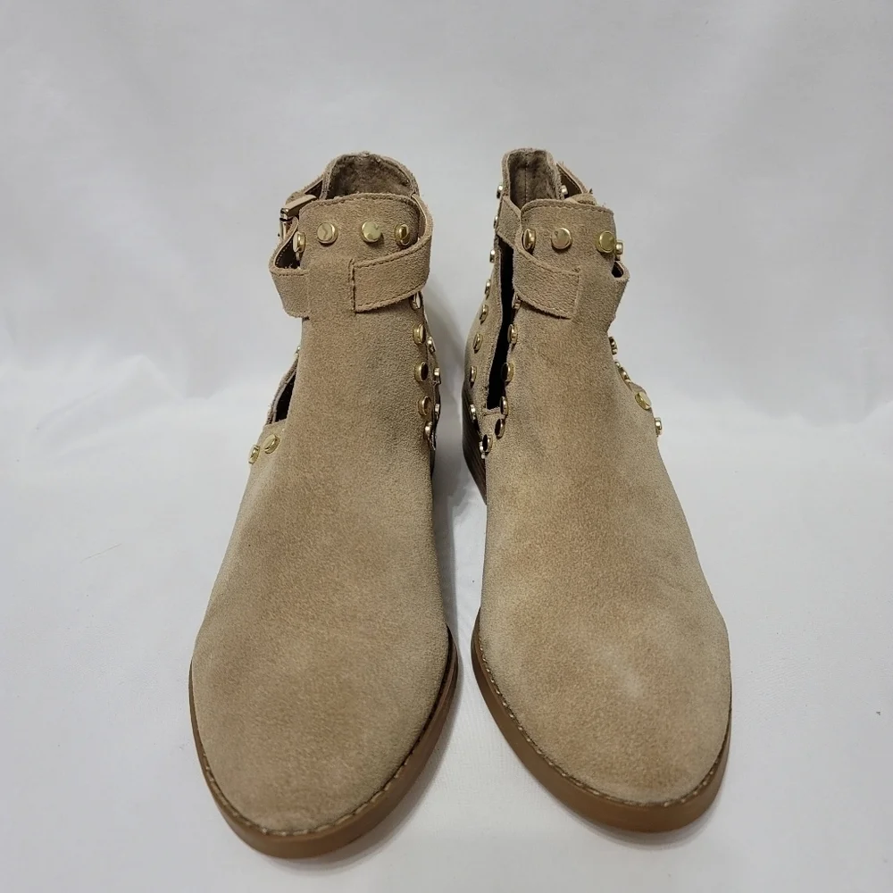 NWOB Carlos Santana Blake Suede Bootie - Tan